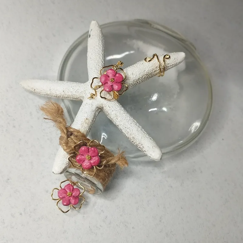 JUEGO DE ANILLOS + ARETES 